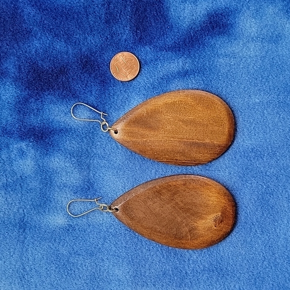 Plunder Wooden Earrings - Picture 2 of 3